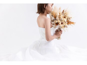 ルルラボ(LuLu beauty labo)の写真/【花嫁さん支持当店No.1】特別な日を最高の形で！小顔矯正＋姿勢矯正＋肩甲骨ケア お得なクーポンあり◎