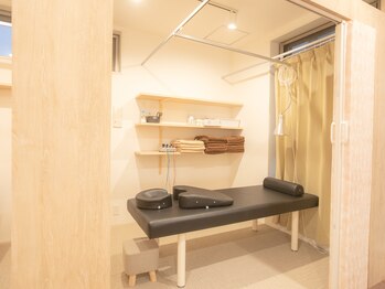 骨盤スタイル鍼灸整骨院 向ヶ丘院/院内