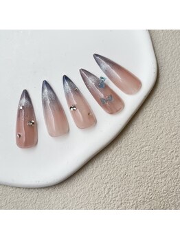 ラフィーナ(RAFFINA)/