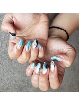 ラシック(LACHIC)/ニュアンスネイル