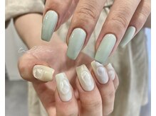 ネイルサロン ティフィン(tiffin)/～ぷっくりアシメネイル～