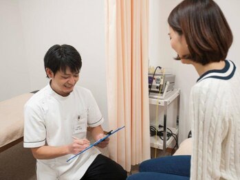 はやしだ整骨院の写真/老若男女問わず安心の優しい手法！一人ひとりに寄り添った腰痛ケアで本格改善へ導きます◎