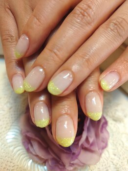 ネイル アンド ボディ ローサ(ROSA)/