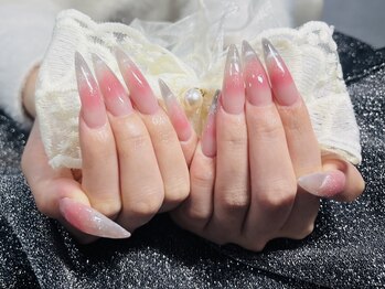マルチューネイル 池袋(MARUCHU NAIL)/ チークマグネットフレンチ