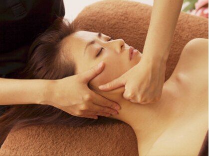 ラジェ 甲府店(LAGE)の写真