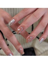 ジーナ 高槻(Zina)/お花ネイル