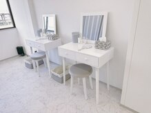 ブラン(BLANC)の雰囲気（眉WAX×まつパorパリジェンヌ¥8200のセットメニューが人気です！）