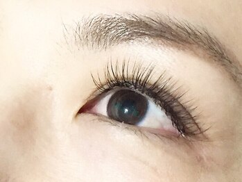 パラジェル認定サロン メールメール 池袋店(MereMer)/フラットラッシュ