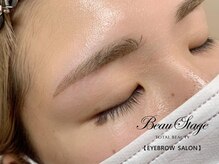 ビューステージ アイブロウサロン 京橋/人気の平行眉