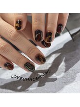 ラブクロム(LOVE CHROME)/個性派べっこうネイル