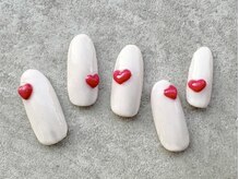 ターラ(Tara)/ぷっくりハートネイル