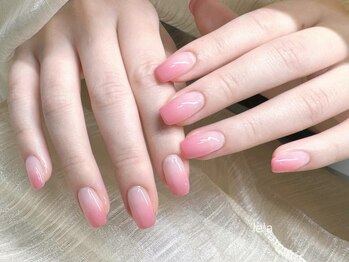 レア(Le'a)の写真/上品モテ可愛ネイルで好感度UP♪SNSで話題のデザインを豊富にご用意！爪の形や肌の色に合わせてご提案も◎