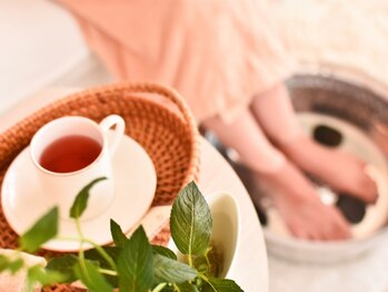 アロマ トット(aroma tot)の写真/無料P完備。貸切空間で誰とも被らず自分だけの時間を独り占め《バザルトストーンフェイシャル110分¥13200》