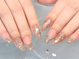 フラワーネイル　担当西村