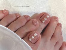 ネイルルームプラネ(nail room Prane)の雰囲気（親指のワンポイントで、大人なフットネイルに☆）