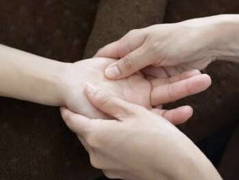 リラクゼーション 癒の写真/《22時まで営業》お仕事を頑張った一日の終わりに…丁寧なもみほぐしで、お仕事帰りにひと眠りしませんか？