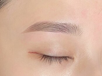 ジョリー(JOLi)の写真/【骨格アイブロウwax】一人ひとり違う目の形や個性に応じて本当に似合う目元を提供!理想の眉毛に