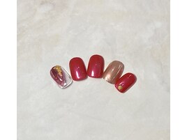 ホットなレッドネイル