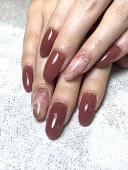 レヴィア(REVIA)/ネイルアート2本定額コース