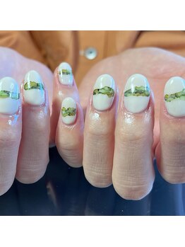 プリュネ(Prune)/ホワイト/nuance/グリーン