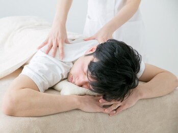 利楽園の写真/【頭~足先までしっかりほぐします！】お悩み箇所や度合いに合わせて組み合わせができるクーポンもご用意♪