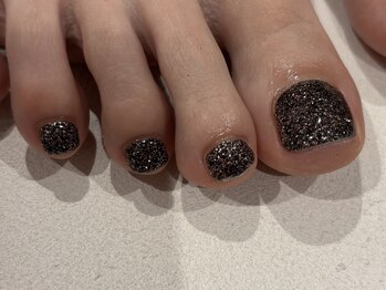 チャーム(charmu.)/ブラックグリッターフットネイル