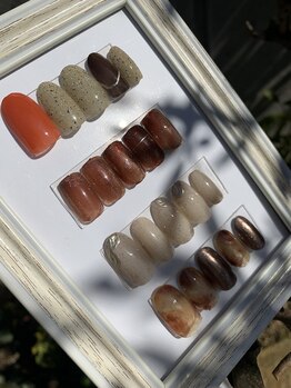 テントヘアー(tent hair)/ブラウンorベージュ系ネイル