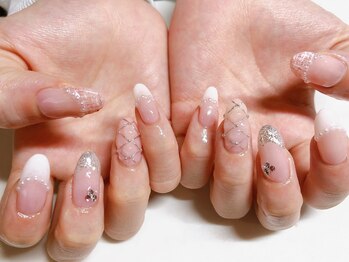 シャイニー(Shine-y)/キルティングネイル