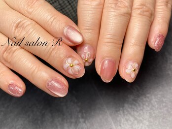 ネイルサロン アール(Nail salon R)/持ち込みデザイン