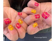 プルースラウンジ トウキョウ(Plus Lounge TOKYO)/ビビットうねうねネイル♪