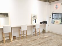 アール メイクアップ スクール(R makeup school)の雰囲気（肌荒れのご相談や、パーソナルカラーのアドバイスも好評です◎）