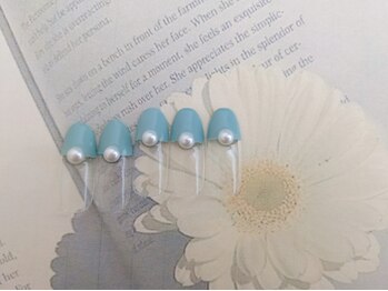 ネイルサロン&スクール ジーナ(GINA)/11月定額オフィスアート