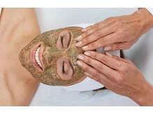 ニキビ、肌荒れにはグリーンピール♪本物の肌質改善