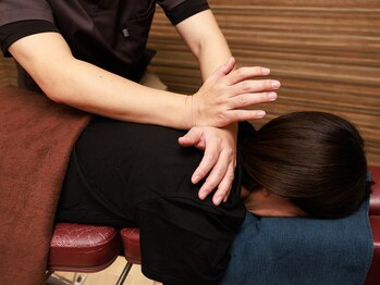 みらい鍼灸院 整体院の写真/【ボキボキ鳴らさない、やさしい骨格矯正】姿勢の歪み/骨格/関節の矯正を行い、あらゆる不調を改善へ。