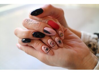 ネイルサロン R/スタイリングコース×Aki