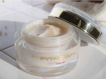 ビアス(Biasu)/使うたび、眠れる肌が目覚めだす