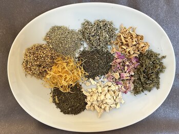 ポルテ ボヌール(Porter Bonheur)/おかま直伝よもぎ蒸し