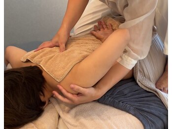 ミチカケ トリムリターン那覇市店/ガチガチになった背中