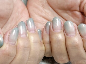 さわやかグラデーションネイル