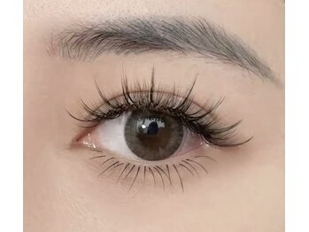 レアレア(LeaLea)の写真/ご褒美サロン◎大人デザイン×まつエク付け放題で魅力を最大限に!