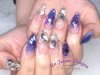 アン ジョーヌドラゴ/【ロングネイル】寒色ネイル