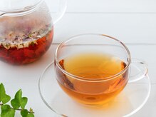 バストアップハーブティーでリラックス