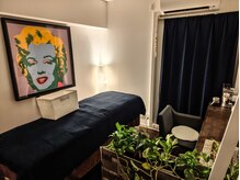 QとWの雰囲気（施術部屋【ヘッドスパ/小顔/整体/アロマ/リンパ/エステ/痩身】）