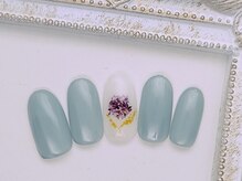 ネイル アンド アイラッシュ虹/