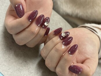 アルーマテラ 横浜店(Allma.TERRA .)/個性派ネイルキラキラパーツも◎
