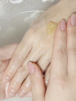 ミュアルネイル(Myuaru.nail)の写真/手足のざらつきやくすみを諦めていませんか?自信を持って「魅せる肌」を一緒に作りましょう♪