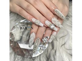 ホワイトネイル