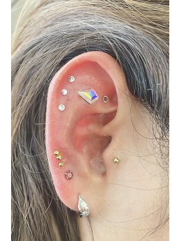 サニーハンド(Sunnyhand)/耳つぼ+デコ耳→2200円+2500円