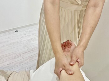 イードット(E.)/癒し時間を☆極上ハンドケア☆