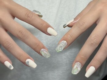 ラカラニネイル バイ エリシア(LaKalani Nail by ELYSIA)の写真/【大人気ニュアンスネイルも◎】シンプル～個性派までデザイン豊富に、ニュアンスネイルも2種類ご用意◎